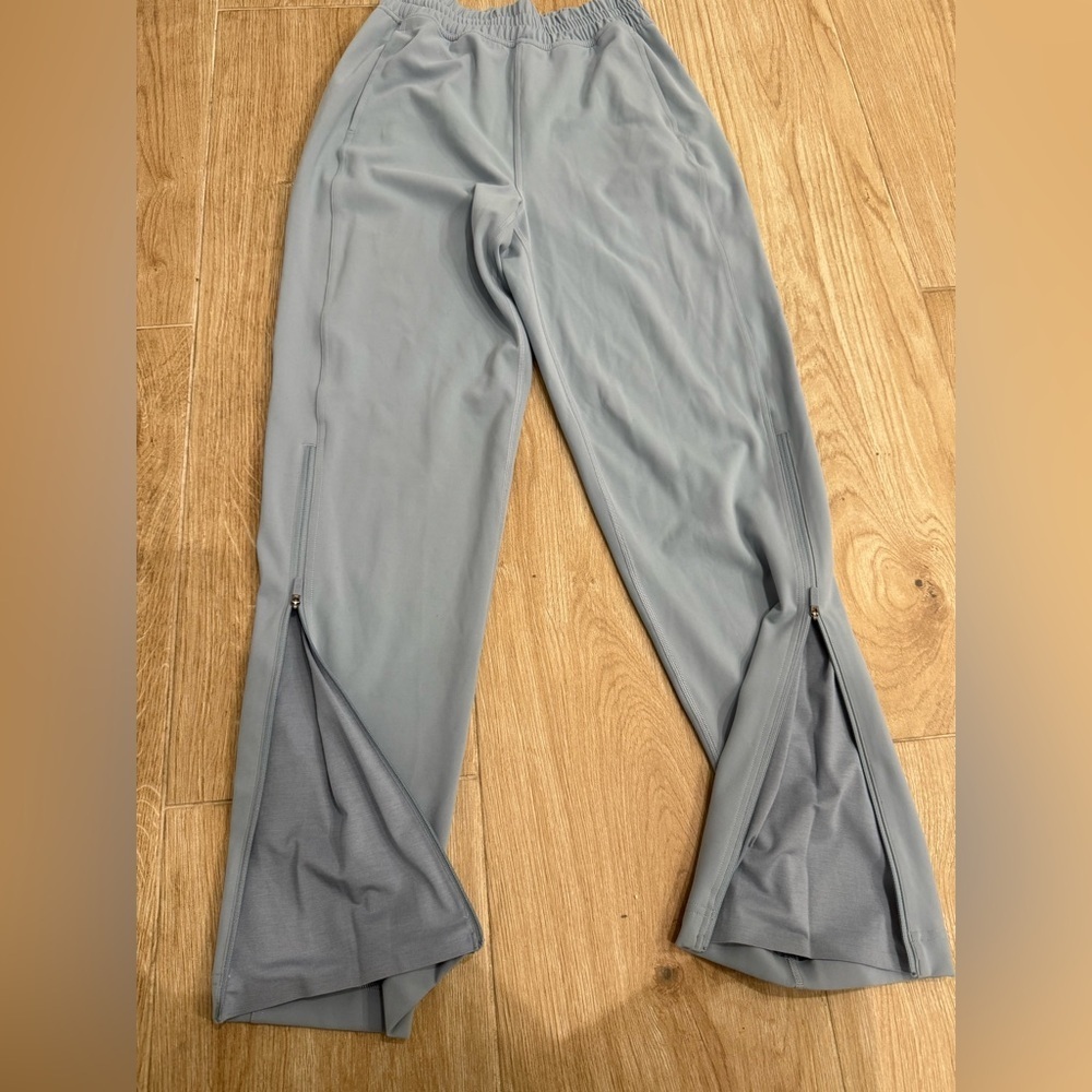 Lululemon Everlux High-Rise Zip-Leg Track Pant - Picture 7 of 8